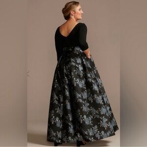 Davids Bridal | OLEG CASSINI Jacquard Formal Maxi Dress Sz 6